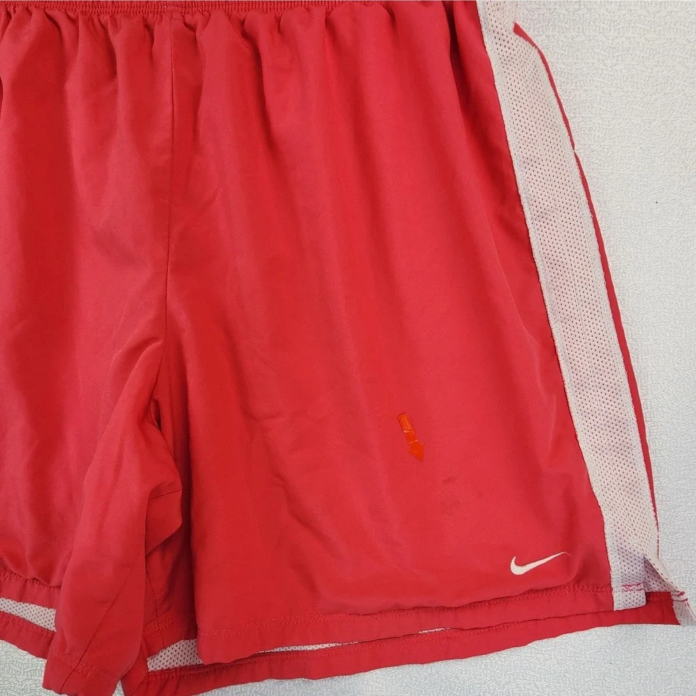 Nike Large L Red Performance Mesh Lined Athletic Running Shorts Gym Workout